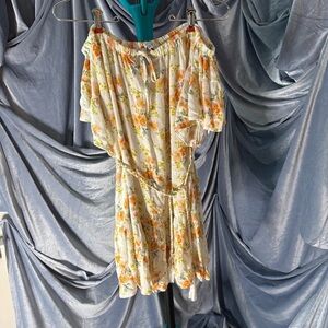 Cupcakes and cashmere floral off the shoulder mini dress size medium